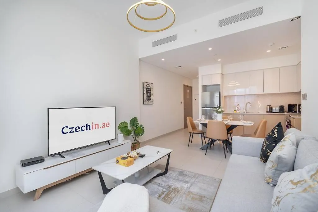 Stylish Urban Living - 1-Bedroom In Burj Royale Dubai Apartment