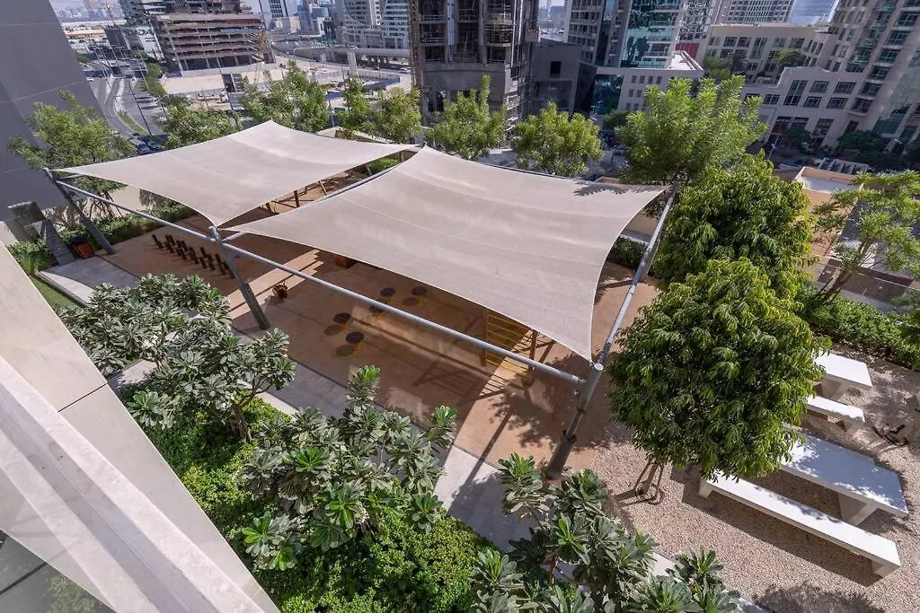 Stylish Urban Living - 1-Bedroom In Burj Royale 두바이 0*,  아랍에미리트